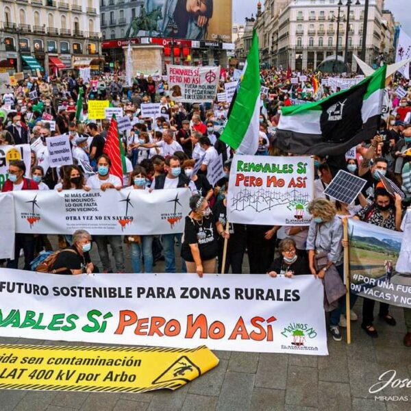 NUTRIDA PRESENCIA EXTREMEÑA EN LA MANIFESTACIÓN DE ALIENTE EN MADRID