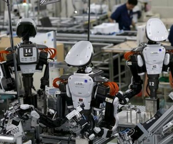 Explotación laboral y paro en un mundo de robots e inteligencia artificial